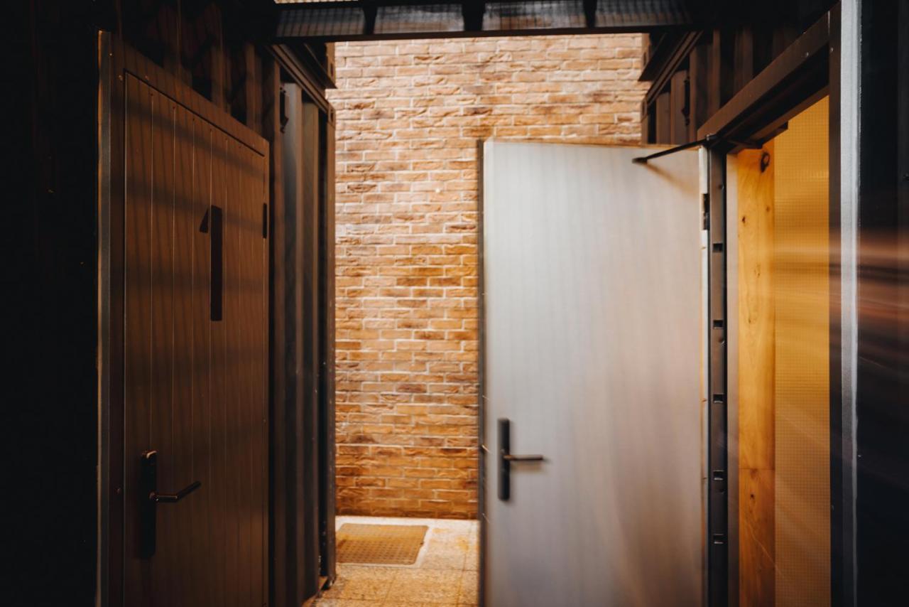 City Glamping By One66 Hotel Ljubljana Exterior foto