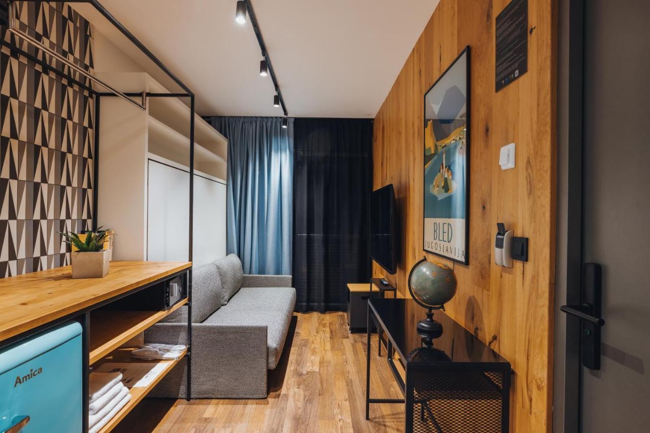 City Glamping By One66 Hotel Ljubljana Exterior foto