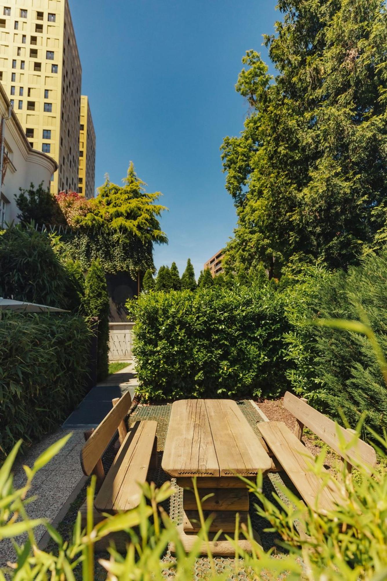 City Glamping By One66 Hotel Ljubljana Exterior foto